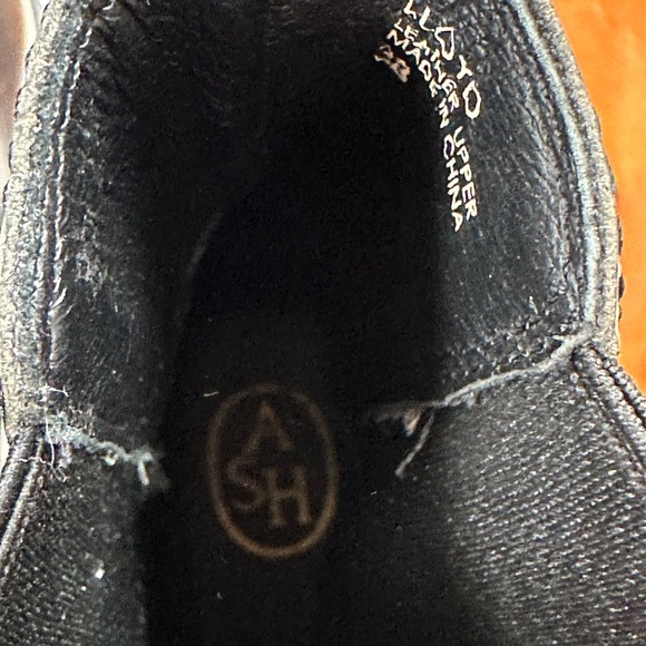 Ash Lloyd Leather Pull-On Combat Boots
Size: 38 (Approx. US 7.5–8) - Picture 10 of 10